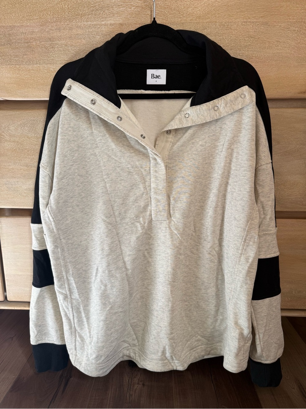 Bae The Label First Place Nursing/Maternity Sweat - Light Grey/Black
